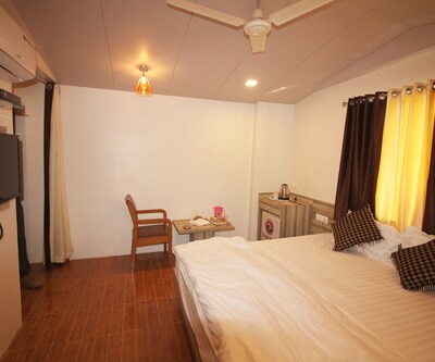 Hotel Shyam Home
